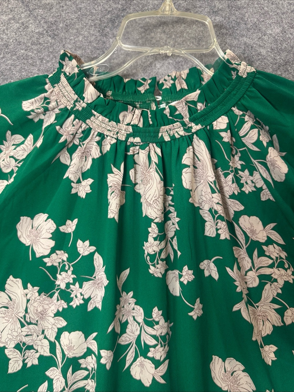 Sienna Sky Top Womens Medium Green Floral Ruffle Neck Puff Sleeve Office Blouse - Picture 7 of 16